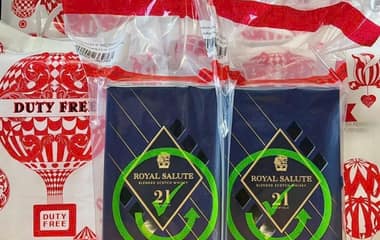 Rượu Chivas 21 Xách Tay - Duty Free
