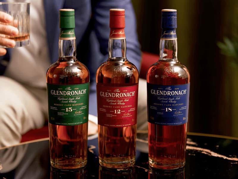 Diện mạo mới của rượu Glendronach whisky với sự hợp tác từ Rankin