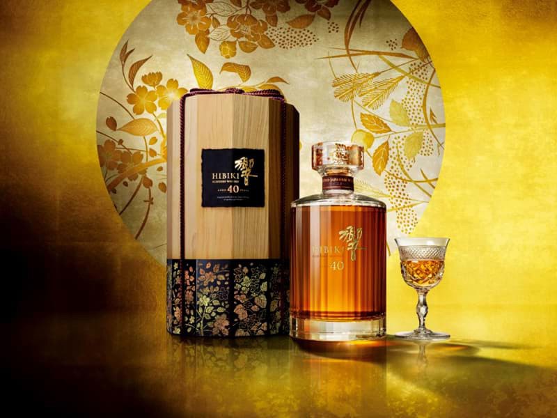 Hibiki 40 Years Old được phát hành