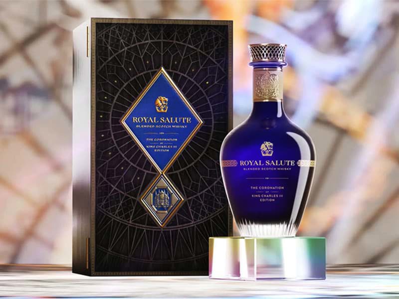 Royal Salute Coronation of King Charles III Edition được phát hành