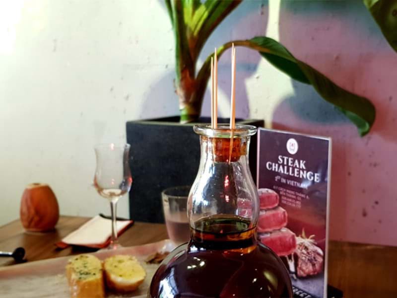 Cách khui chai rượu ngoại cũ Whisky