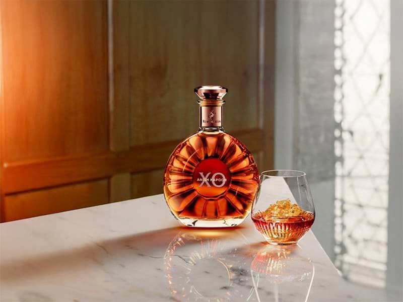 Remy Martin XO x Anish Kapoor được phát hành