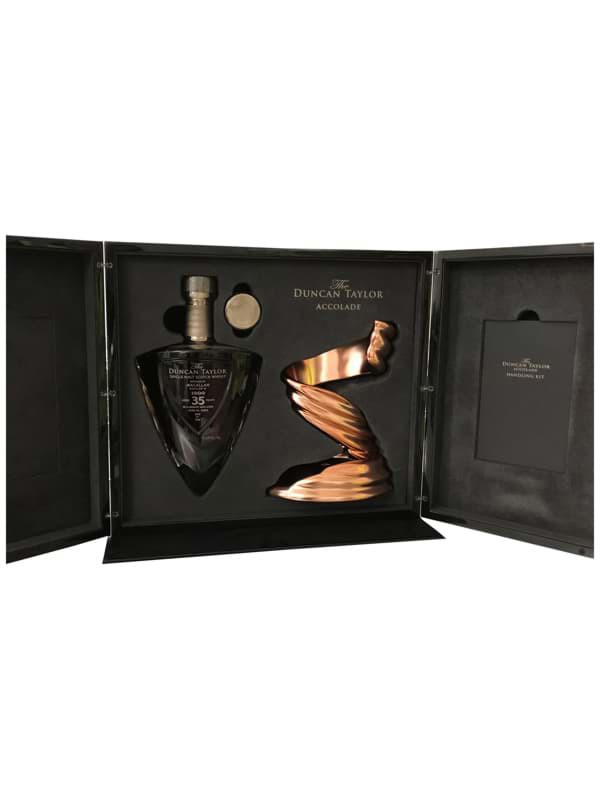 Macallan 1990 - 35 năm (Duncan Taylor The Accolade)