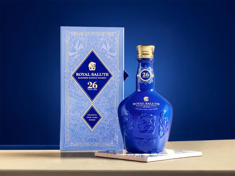 Royal Salute Colheita Port Cask Finish 26 năm được phát hành
