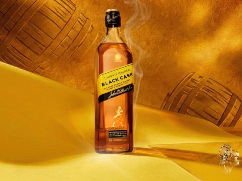Johnnie Walker Black Cask được phát hành