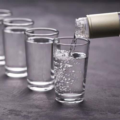 Top 10 thương hiệu Vodka bán chạy nhất năm 2021