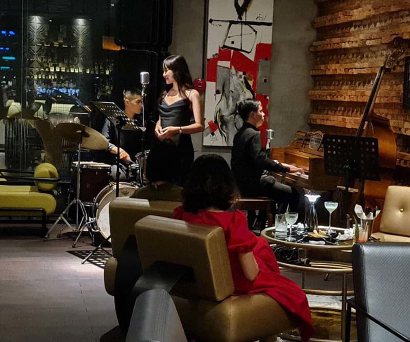 Coco whisky bar nhac jazz