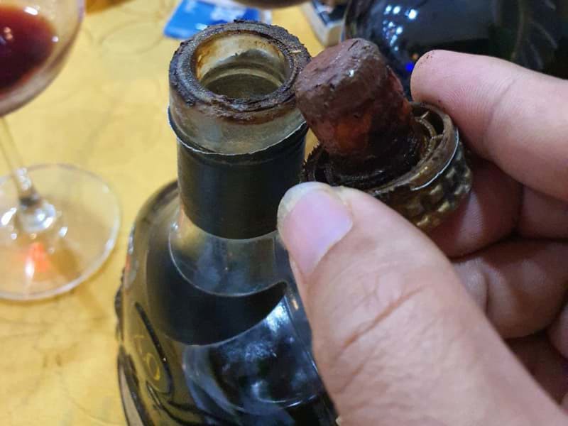 Tác hại bảo quản rượu không đúng cách